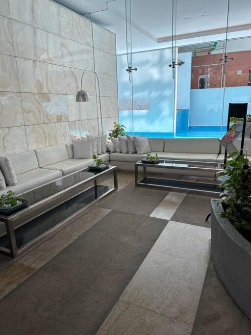 Emperor Residencies Apartemen